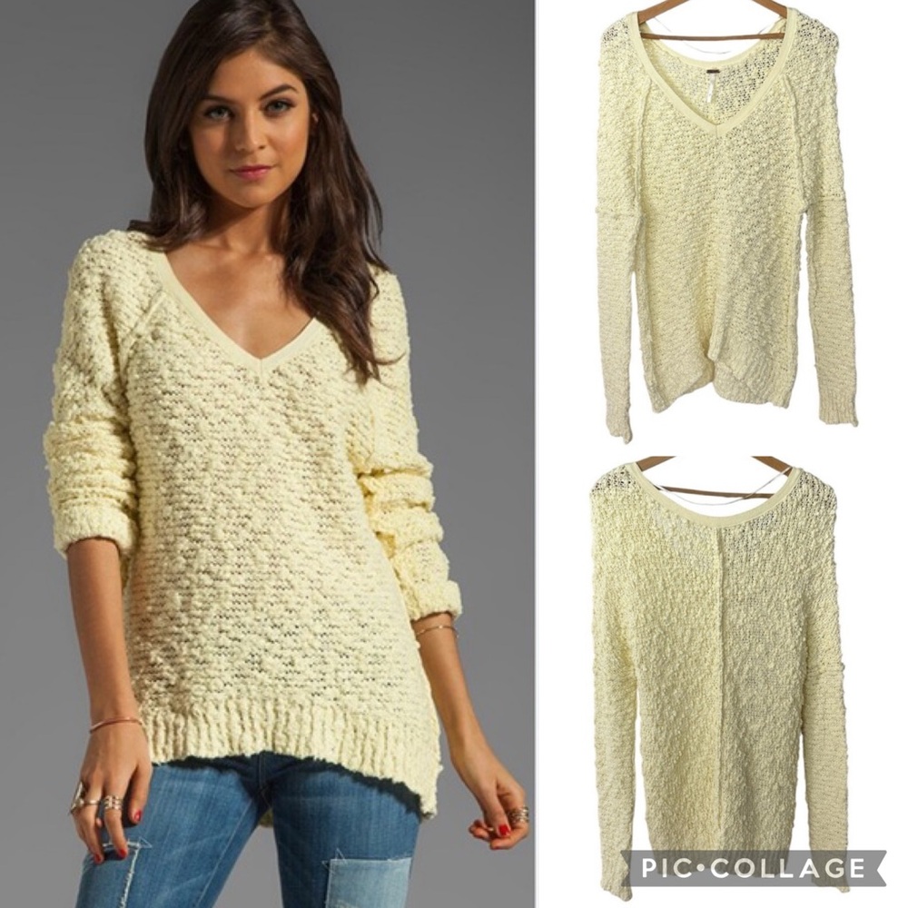 Free People Pastel Yellow Boulce Textured V-Neck Pullover Sweater